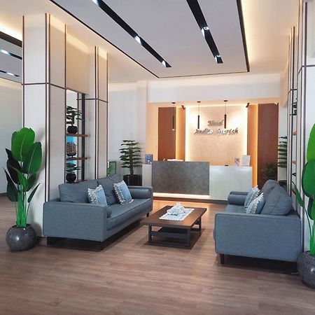 Andita Syariah Hotel Surabaya Kültér fotó