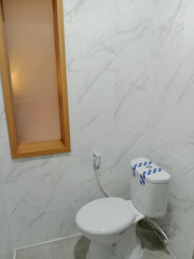 Andita Syariah Hotel Surabaya Kültér fotó