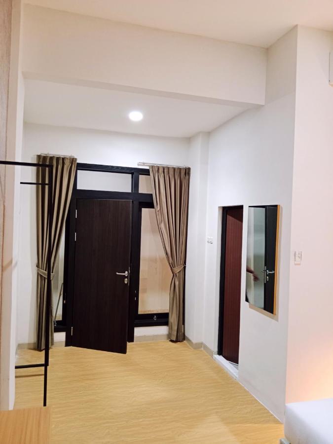 Andita Syariah Hotel Surabaya Kültér fotó