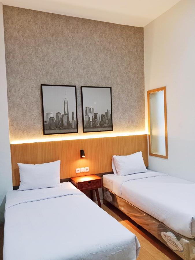 Andita Syariah Hotel Surabaya Kültér fotó
