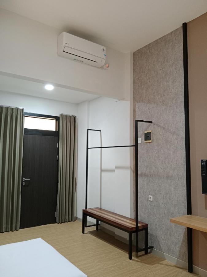 Andita Syariah Hotel Surabaya Kültér fotó